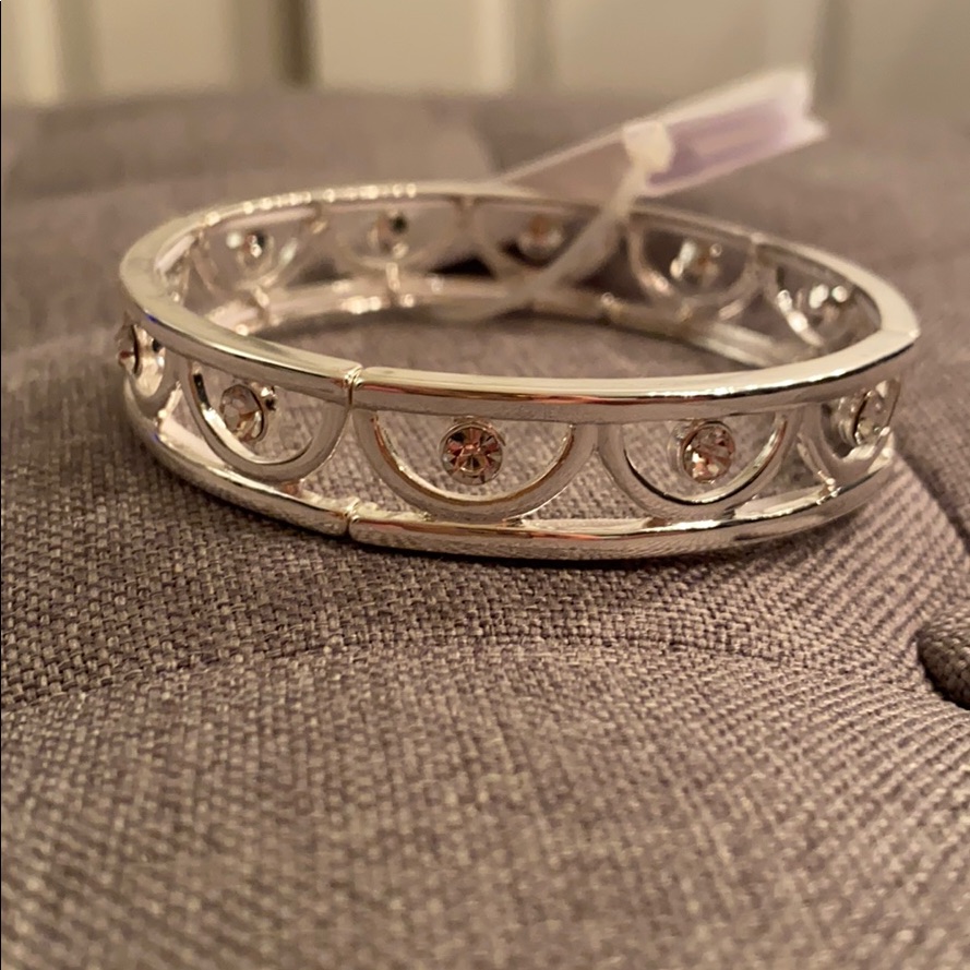 Gloria Vanderbilt Bracelet 15$